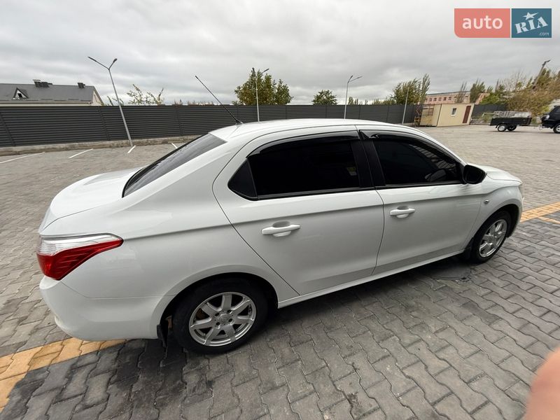 Citroen C-Elysee 2013