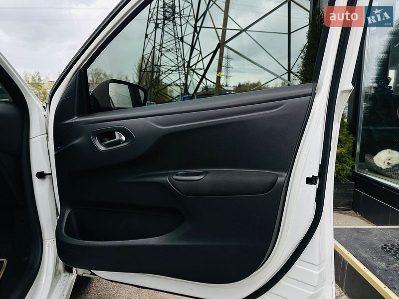 Седан Citroen C-Elysee 2015 в Харкові