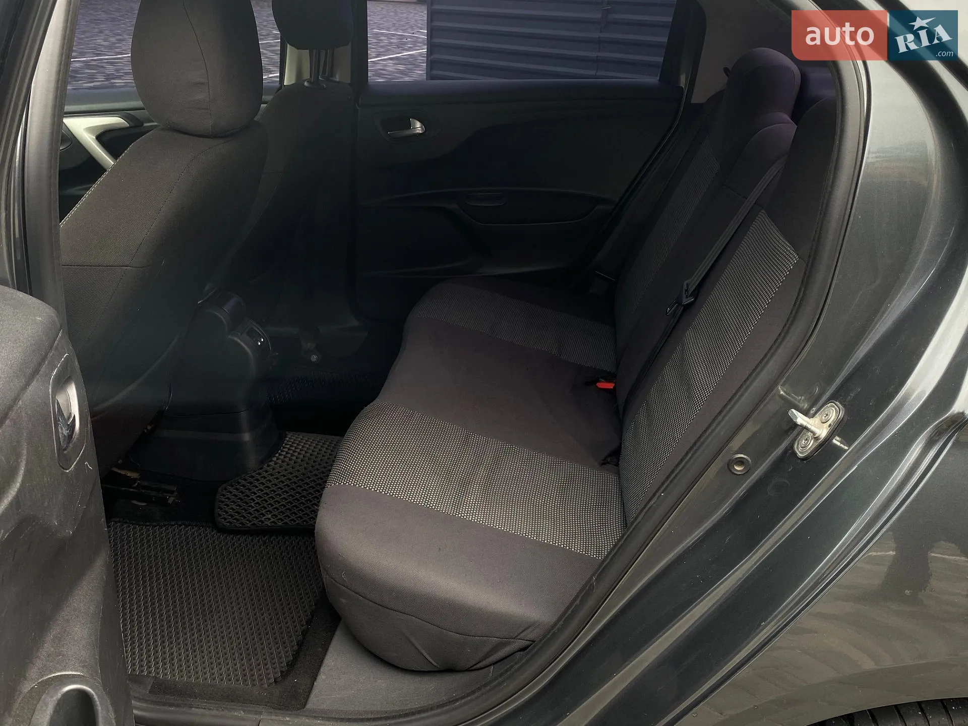 2013 Citroen C-Elysee - мініатюра 22