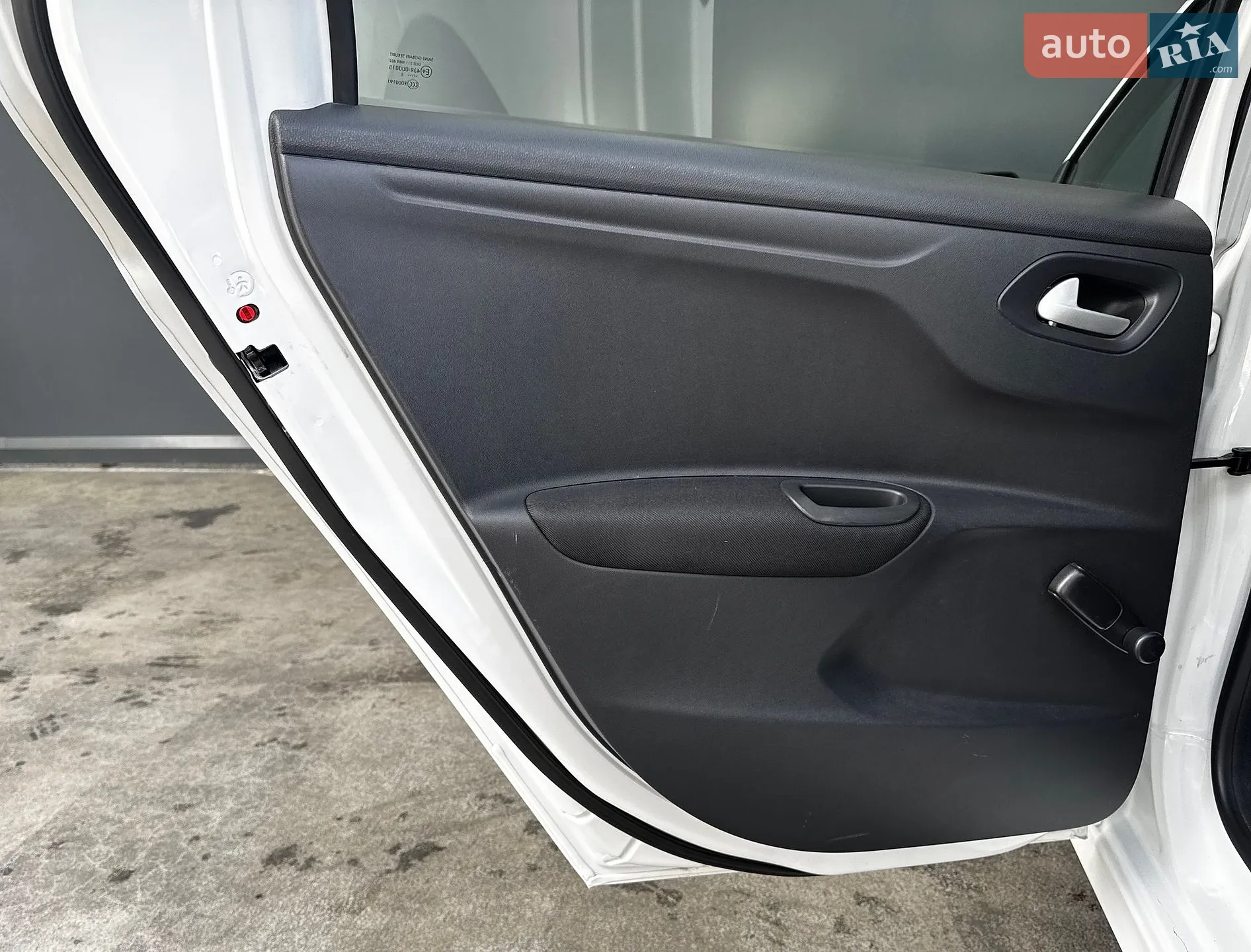 2023 Citroen C-Elysee - мініатюра 35