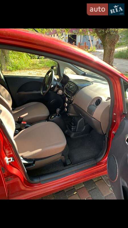 Хэтчбек Citroen C-Zero 2016 в Днепре