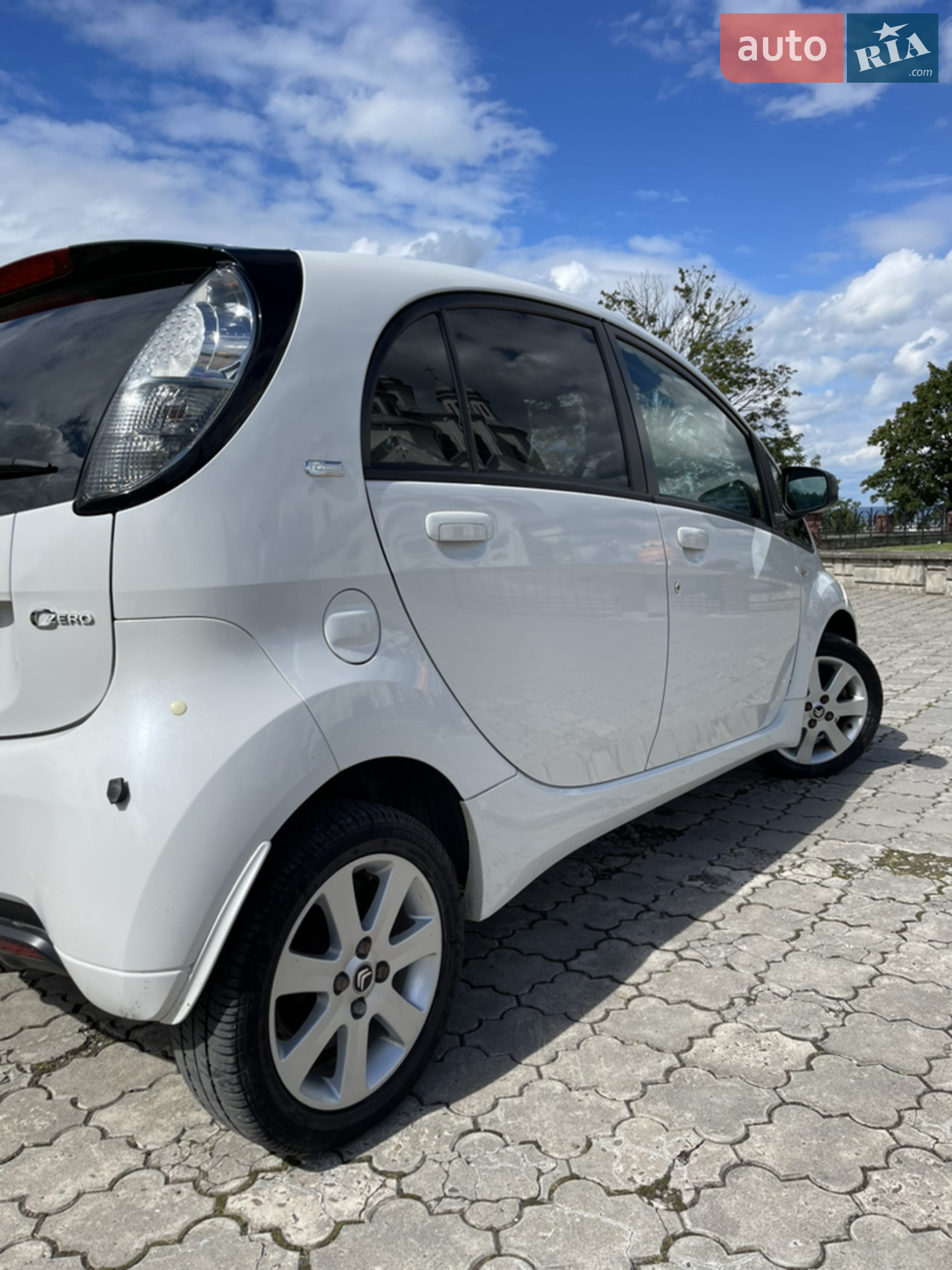 2010 Citroen C-ZERO - мініатюра 9