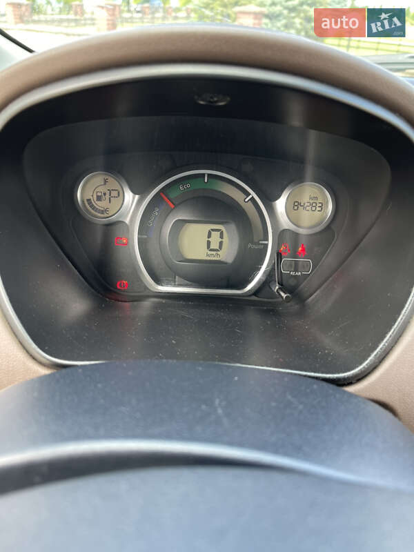 Хэтчбек Citroen C-Zero 2010 в Золочеве