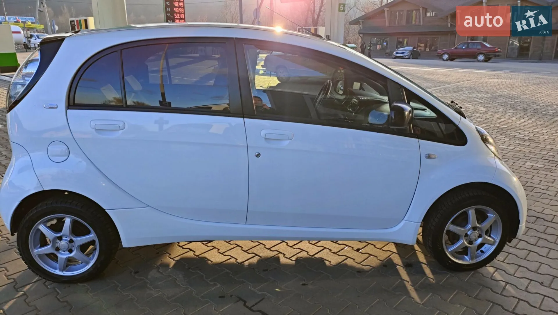 2014 Citroen C-ZERO - мініатюра 13