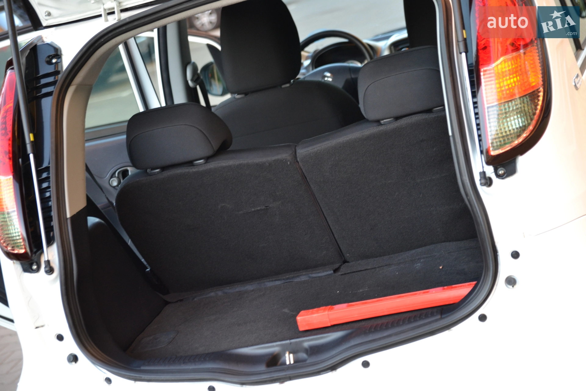 2013 Citroen C-ZERO - мініатюра 19