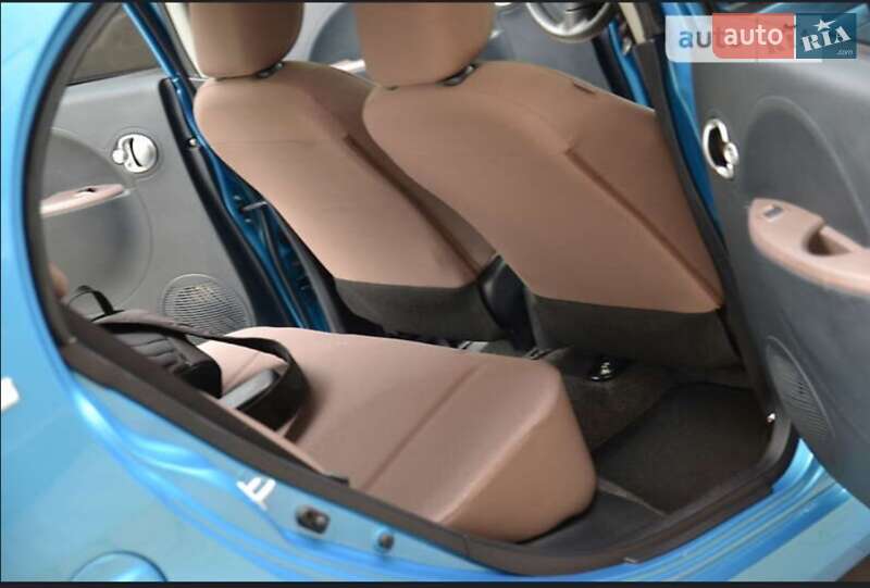 Хэтчбек Citroen C-Zero 2016 в Тячеве