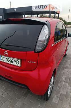 Хэтчбек Citroen C-Zero 2011 в 