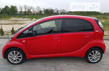 Хэтчбек Citroen C-Zero 2011 в 
