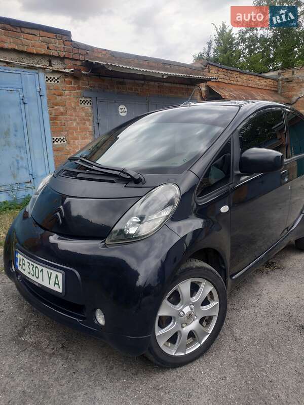 Хэтчбек Citroen C-Zero 2013 в 