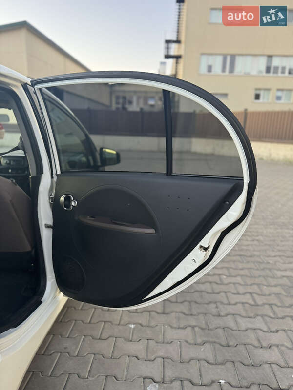 Хэтчбек Citroen C-Zero 2011 в Луцке фото 31 Хэтчбек Citroen C-Zero 2011 в Луцке