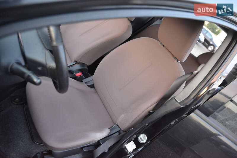 Хэтчбек Citroen C-Zero 2014 в Луцке