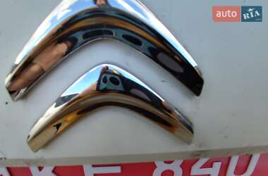 Хетчбек Citroen C-Zero 2011 в 