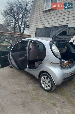 Хэтчбек Citroen C-Zero 2011 в 