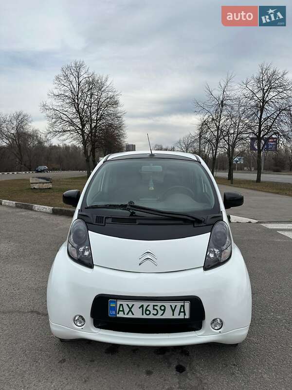 Хэтчбек Citroen C-Zero 2018 в 