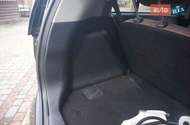 Хэтчбек Citroen C-Zero 2011 в 