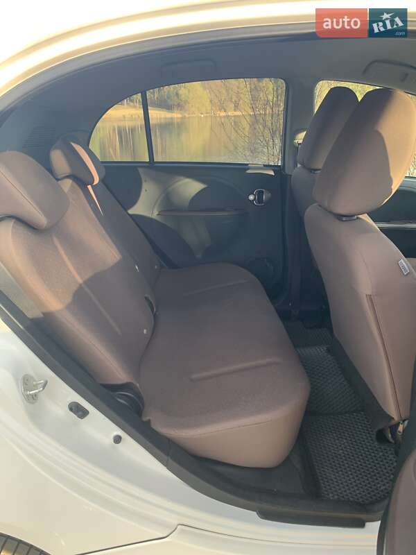 Хэтчбек Citroen C-Zero 2012 в Житомире
