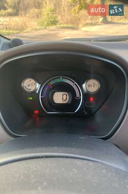 Хэтчбек Citroen C-Zero 2012 в 