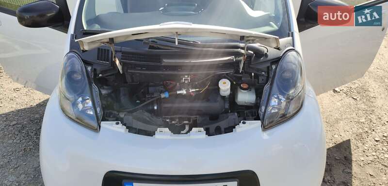 Хэтчбек Citroen C-Zero 2012 в Киеве фото 5 Хэтчбек Citroen C-Zero 2012 в Киеве