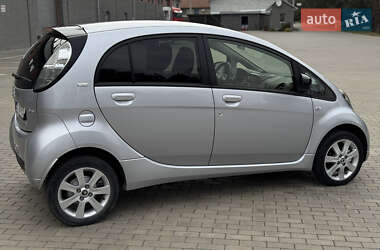 Хэтчбек Citroen C-Zero 2012 в 