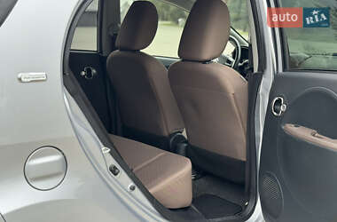 Хэтчбек Citroen C-Zero 2012 в 