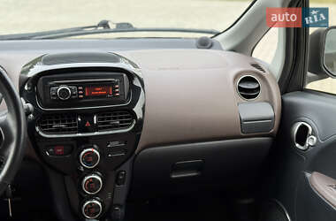 Хэтчбек Citroen C-Zero 2012 в 
