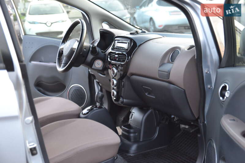 Хэтчбек Citroen C-Zero 2015 в Луцке