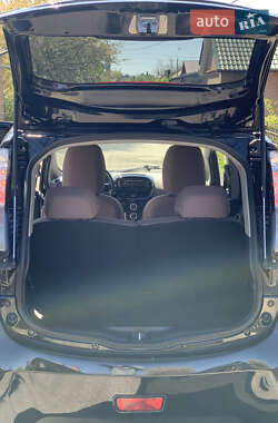 Хэтчбек Citroen C-Zero 2011 в 