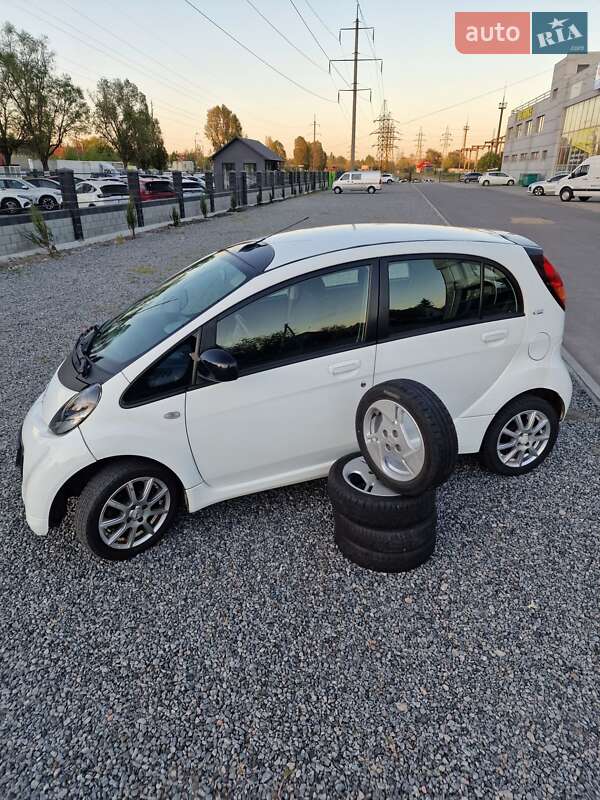 Хэтчбек Citroen C-Zero 2012 в Днепре