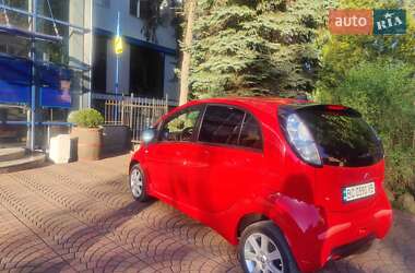 Хэтчбек Citroen C-Zero 2012 в 