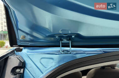 Хэтчбек Citroen C-Zero 2015 в 