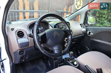 Хэтчбек Citroen C-Zero 2011 в 