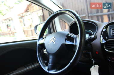 Хэтчбек Citroen C-Zero 2011 в 
