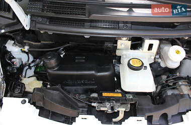 Хэтчбек Citroen C-Zero 2011 в 