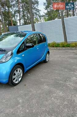Хэтчбек Citroen C-Zero 2016 в 