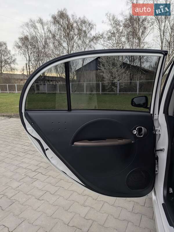 Хэтчбек Citroen C-Zero 2015 в Владимире