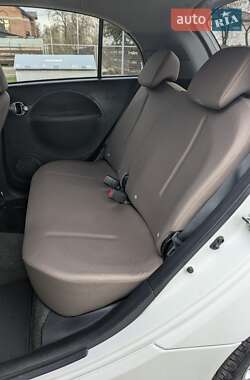 Хэтчбек Citroen C-Zero 2015 в 