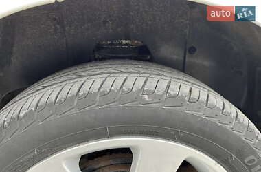 Хэтчбек Citroen C-Zero 2012 в 
