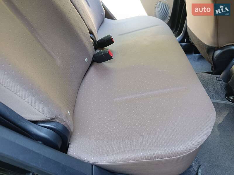 Хэтчбек Citroen C-Zero 2012 в Сходнице