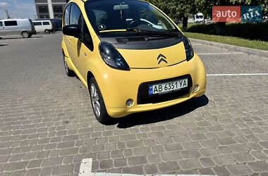 Хэтчбек Citroen C-Zero 2011 в 