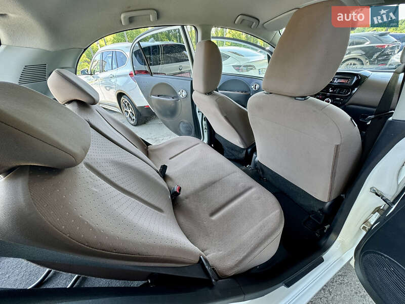 Хетчбек Citroen C-Zero 2012 в Вінниці