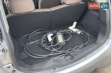 Хэтчбек Citroen C-Zero 2012 в 