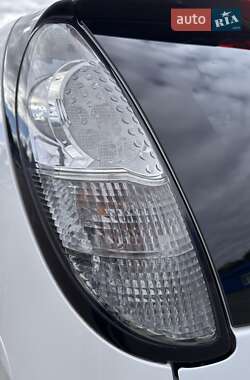 Хетчбек Citroen C-Zero 2015 в 