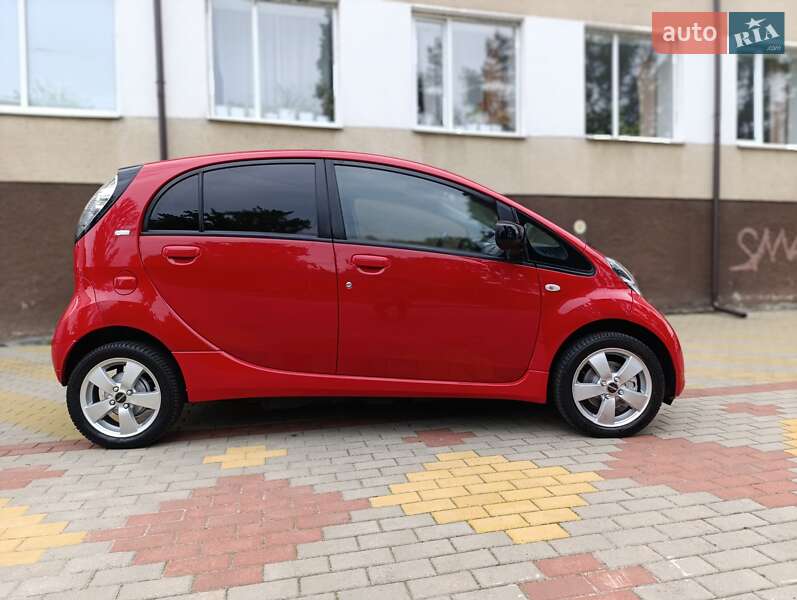 Хэтчбек Citroen C-Zero 2012 в Звягеле
