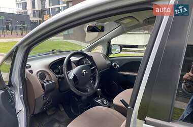 Хэтчбек Citroen C-Zero 2011 в 
