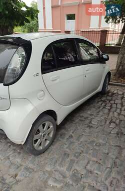 Хэтчбек Citroen C-Zero 2013 в 