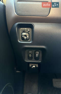 Хэтчбек Citroen C-Zero 2012 в 