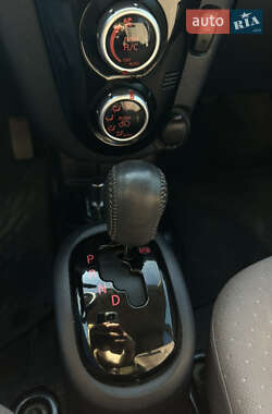 Хэтчбек Citroen C-Zero 2012 в 