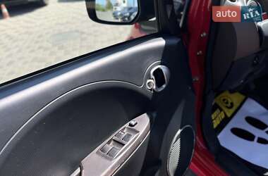 Хэтчбек Citroen C-Zero 2012 в 