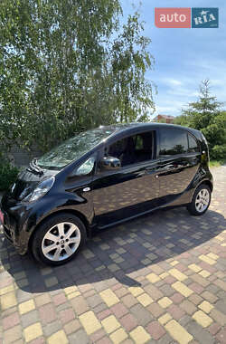 Хэтчбек Citroen C-Zero 2013 в 
