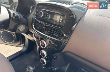 Хэтчбек Citroen C-Zero 2015 в 